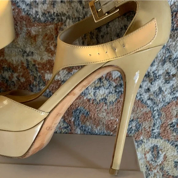Jimmy Choo Totem nude patent leather buckle strap stiletto heels EU 39 with box! - Picture 6 of 13